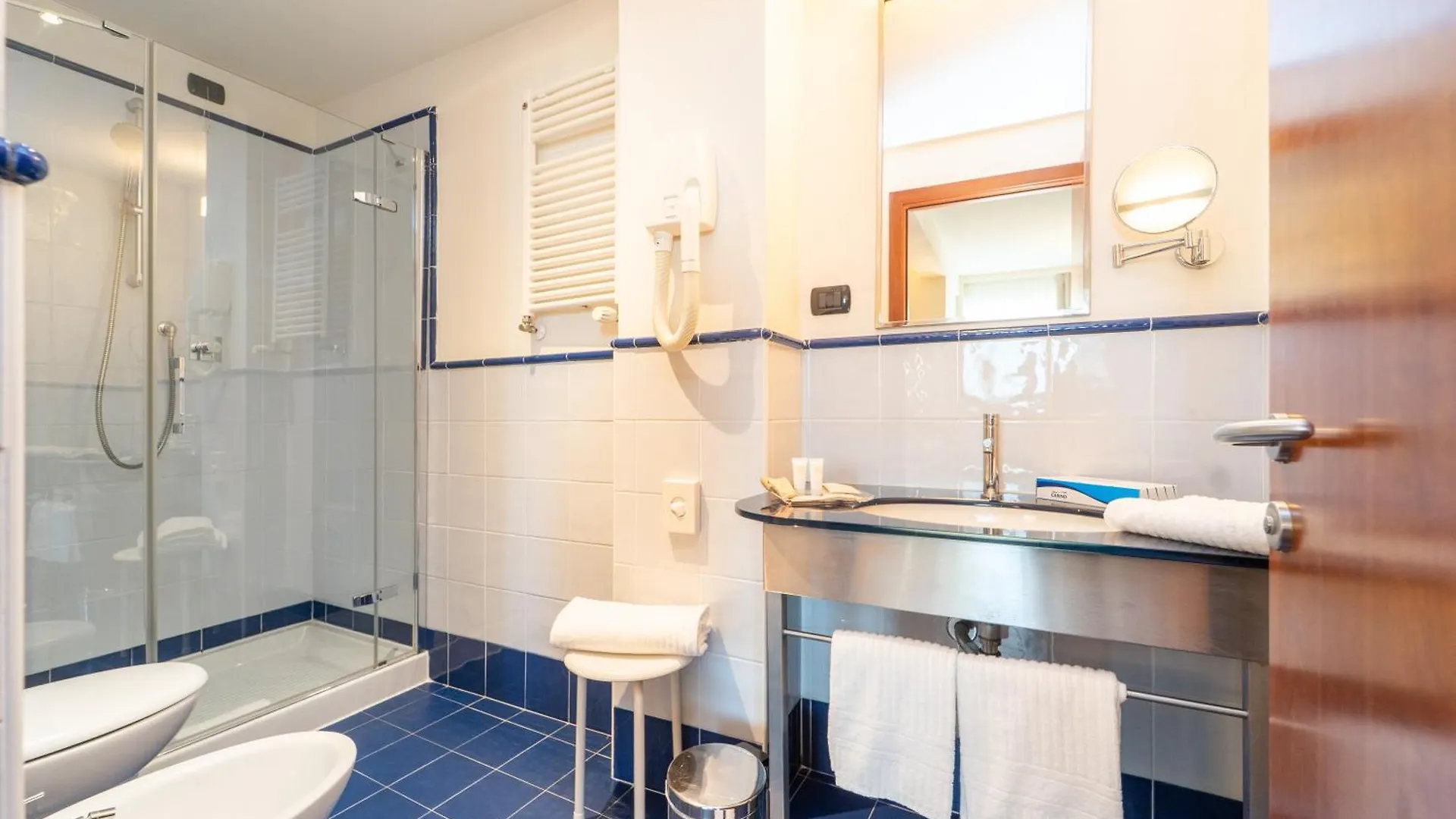 Hotel Balance Milano Marittima 4*,  İtalya
